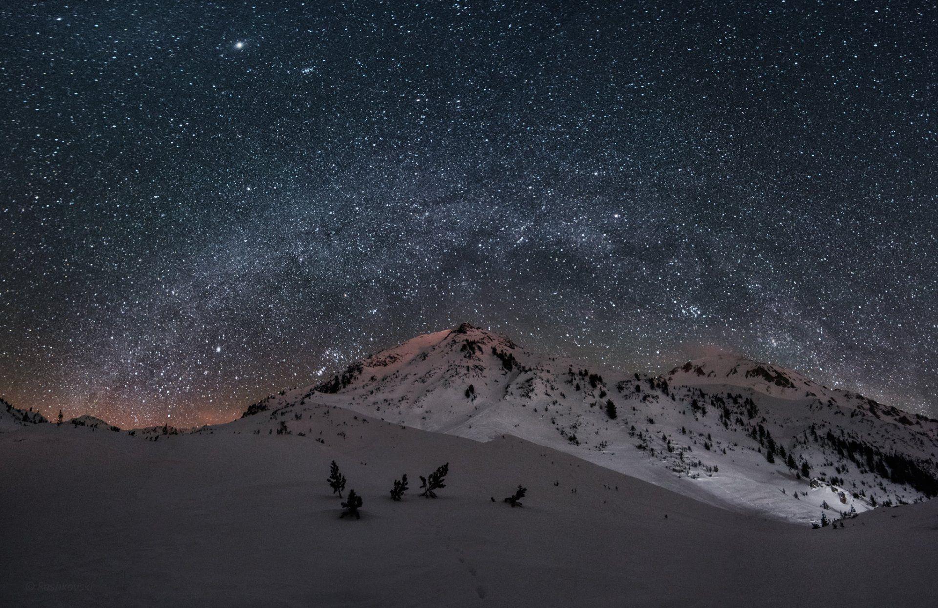 1920x1246 mountain snow night sky star milky way HD wallpaper