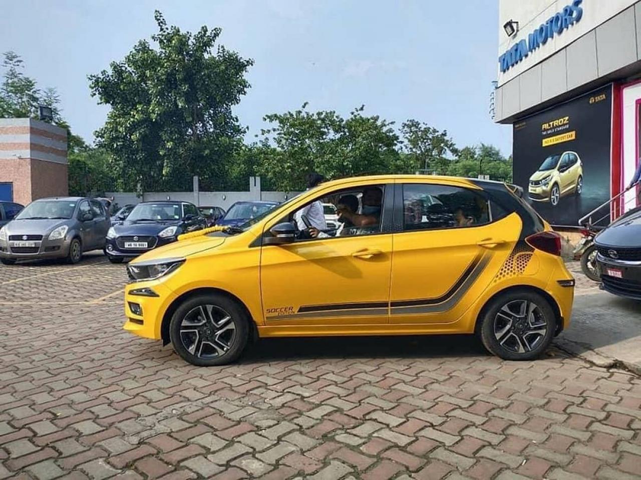 1280x959 Tata Tiago Soccer Edition spotted at dealership