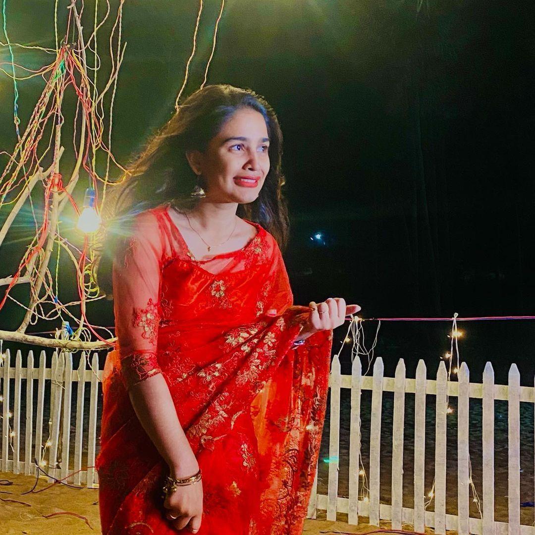 Varsha Dsouza Wallpapers Top Free Varsha Dsouza Backgrounds