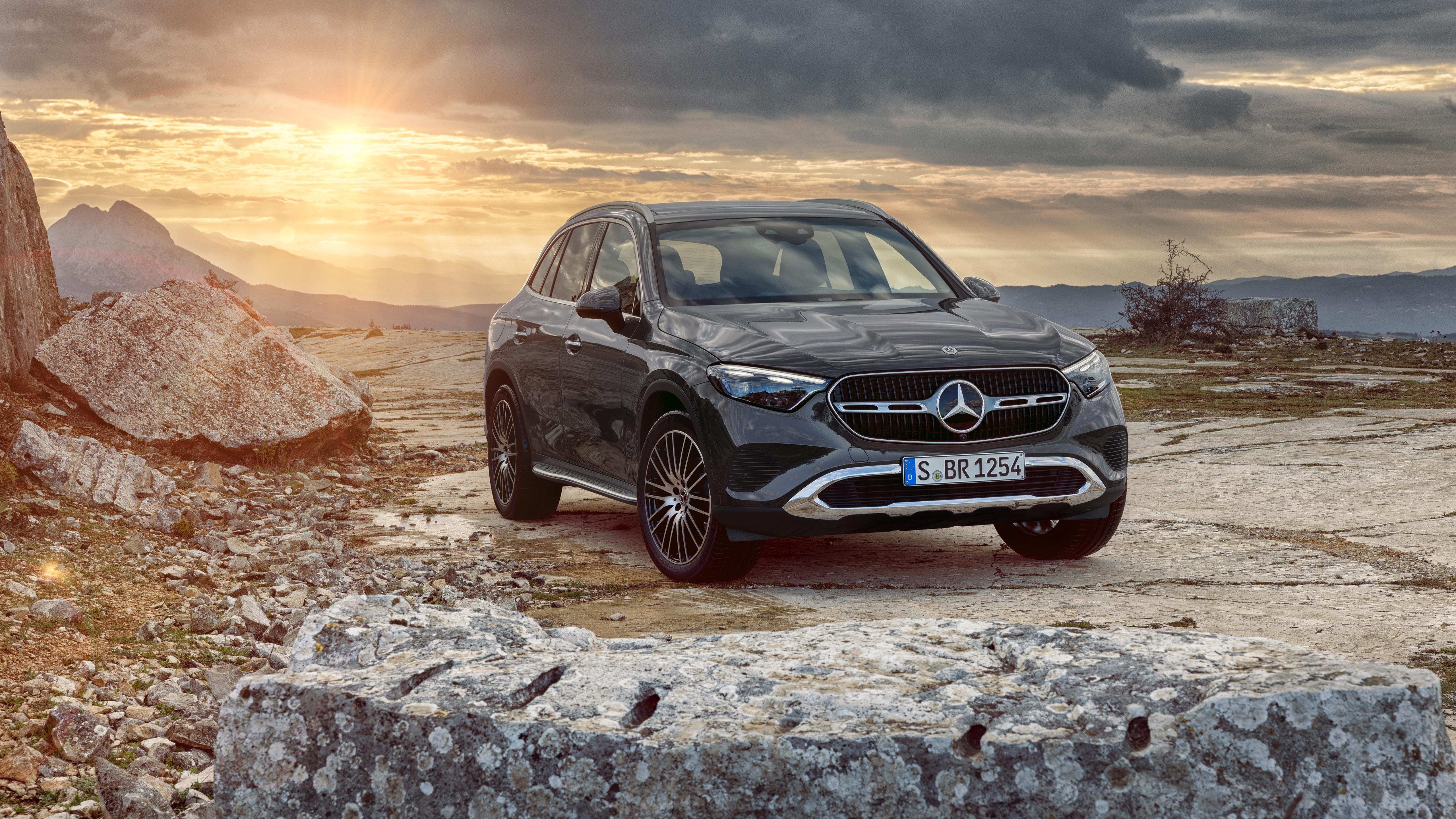 5120x2880 Mercedes Benz GLC 300 4MATIC Avantgarde 2022 5K Wallpaper Car Wallpaper