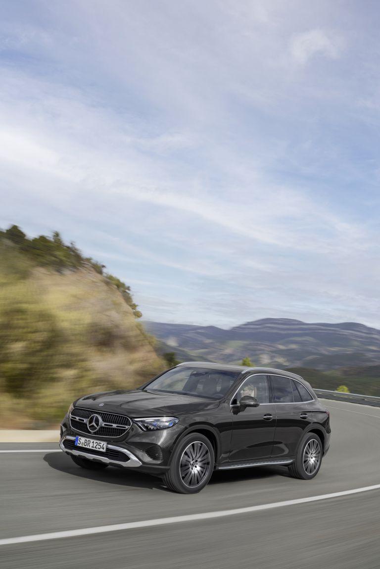 768x1150 Mercedes Benz GLC High Resolution Car Image