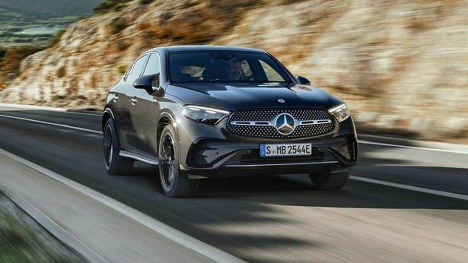 1600x900 Mercedes Benz GLC Coupe Debuts With An Electrified Powertrain