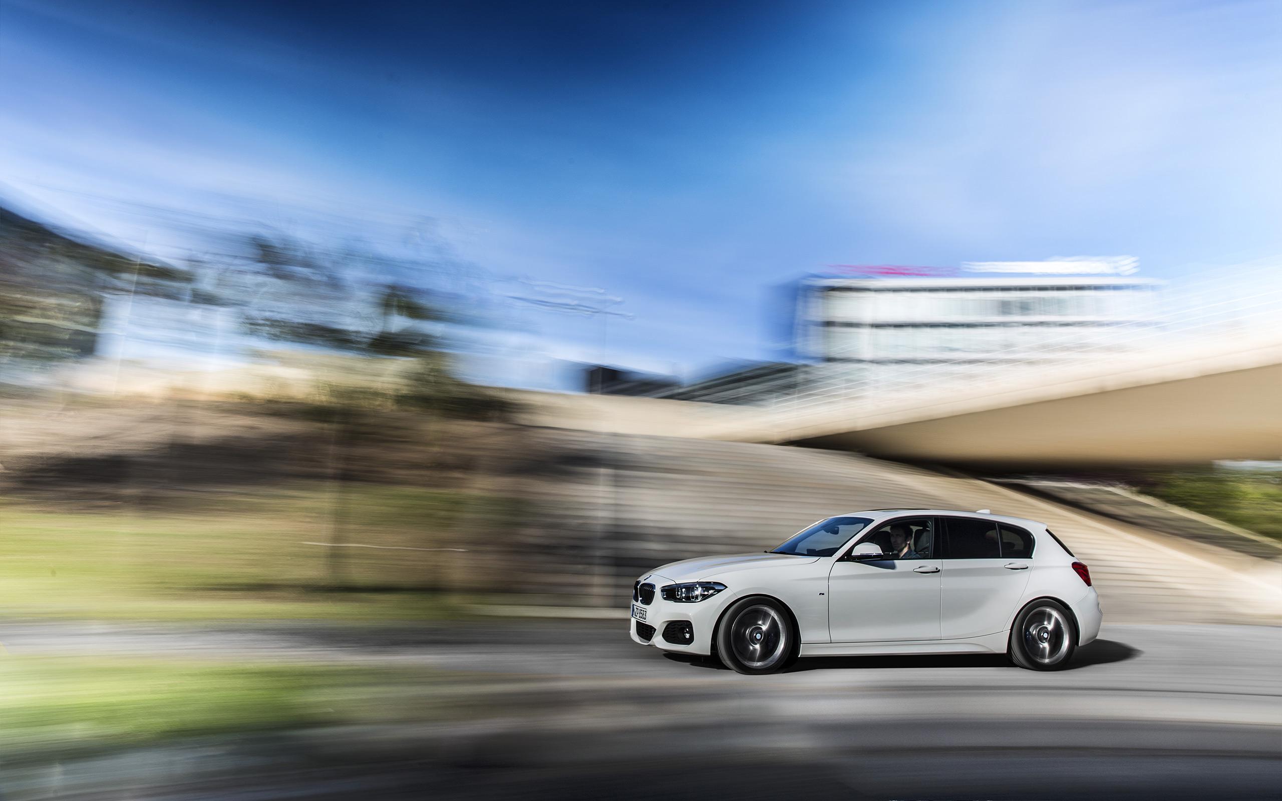 2560x1600 BMW 1 Series M Sport Wallpaper