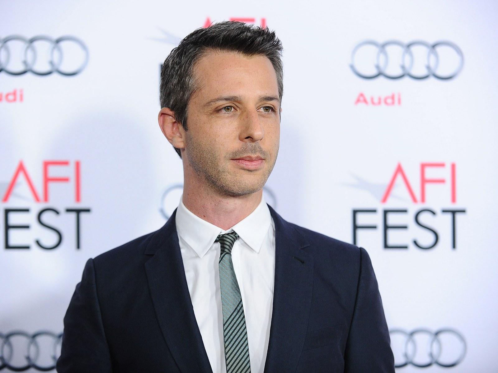 1600x1200 Times 'Succession' Star Jeremy Strong Proved He's the Show's 'Number One Boy'