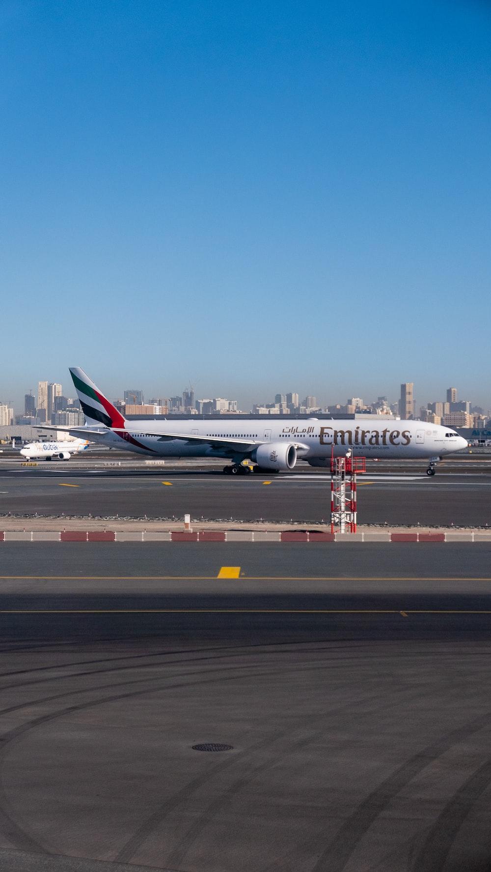 1000x1774 Emirates Airline Picture. Download Free Image