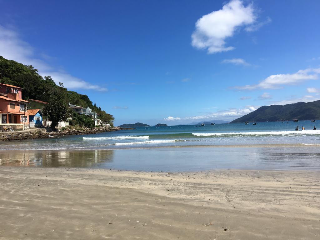 1024x768 Florianopolis Beach Wallpaper