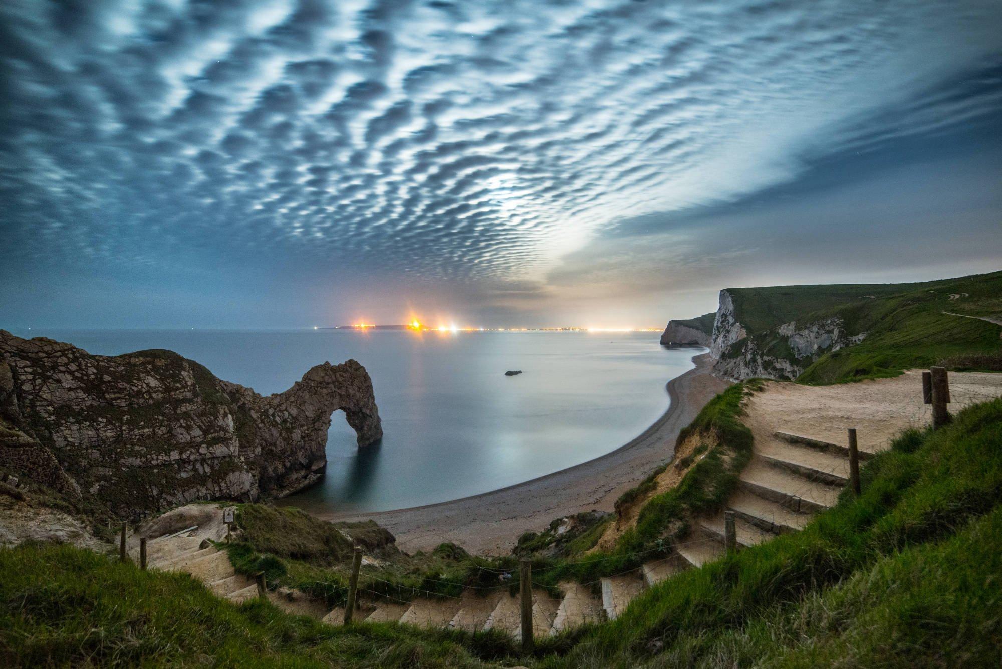 2000x1335 Durdle Door Limestone Dorset England Coastline Cloud Sea Jurassic Coast Steps Coast se ocean wallpaperx1335