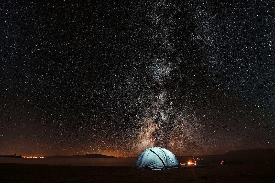 1125x750 Fondos de Pantalla Carpa Cúpula Blanca Bajo la Noche Estrellada, Imágenes y Fotos Gratis
