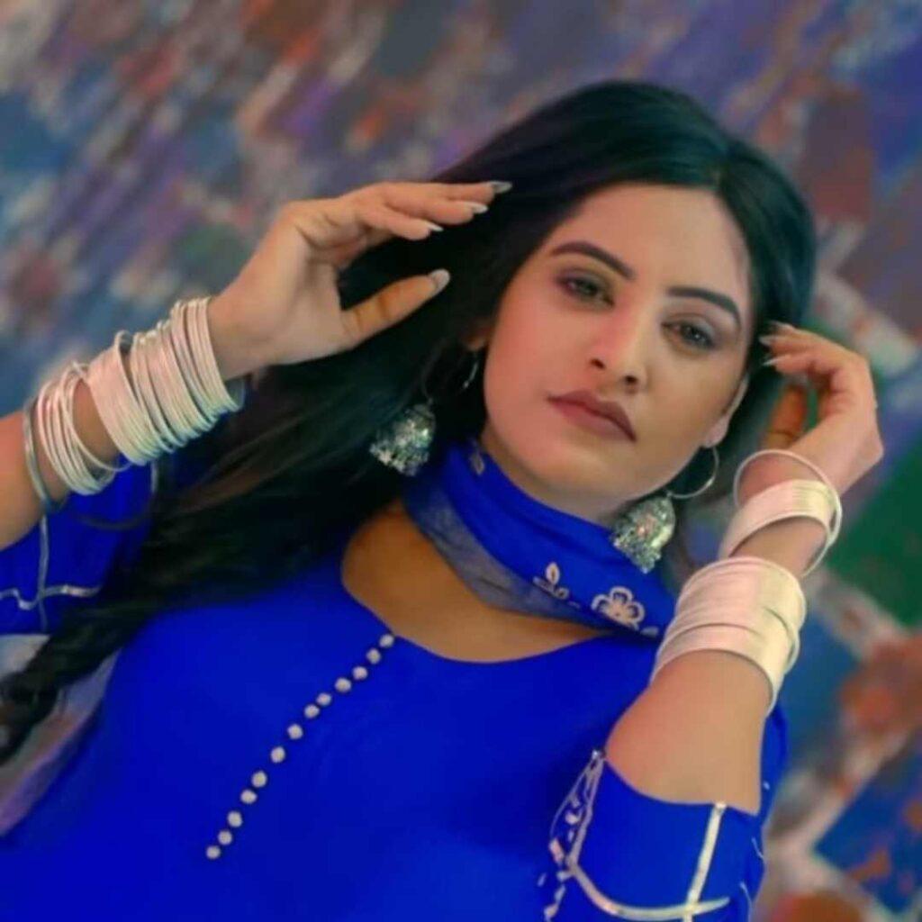 1024x1024 Cute & Beautiful Punjabi girl pics for DP