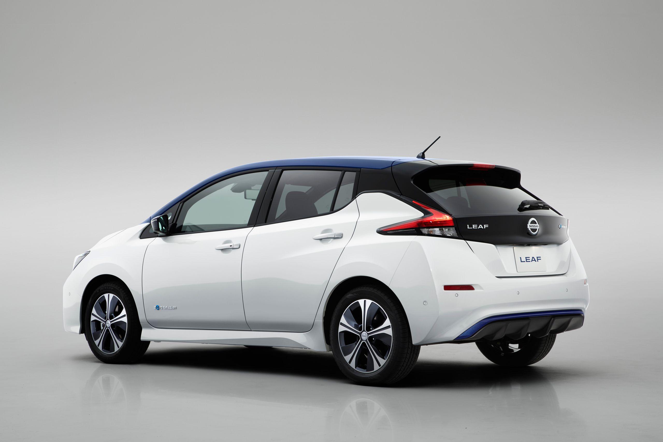 2560x1706 Free download 2018 Nissan LEAF Wallpaper Galore Own It In January On [2560x1706] for your Desktop, Mobile & Tablet. Explore Nissan Leaf Wallpaper. Autumn Leaf Background, Leaf Wallpaper, Fall Leaf Background