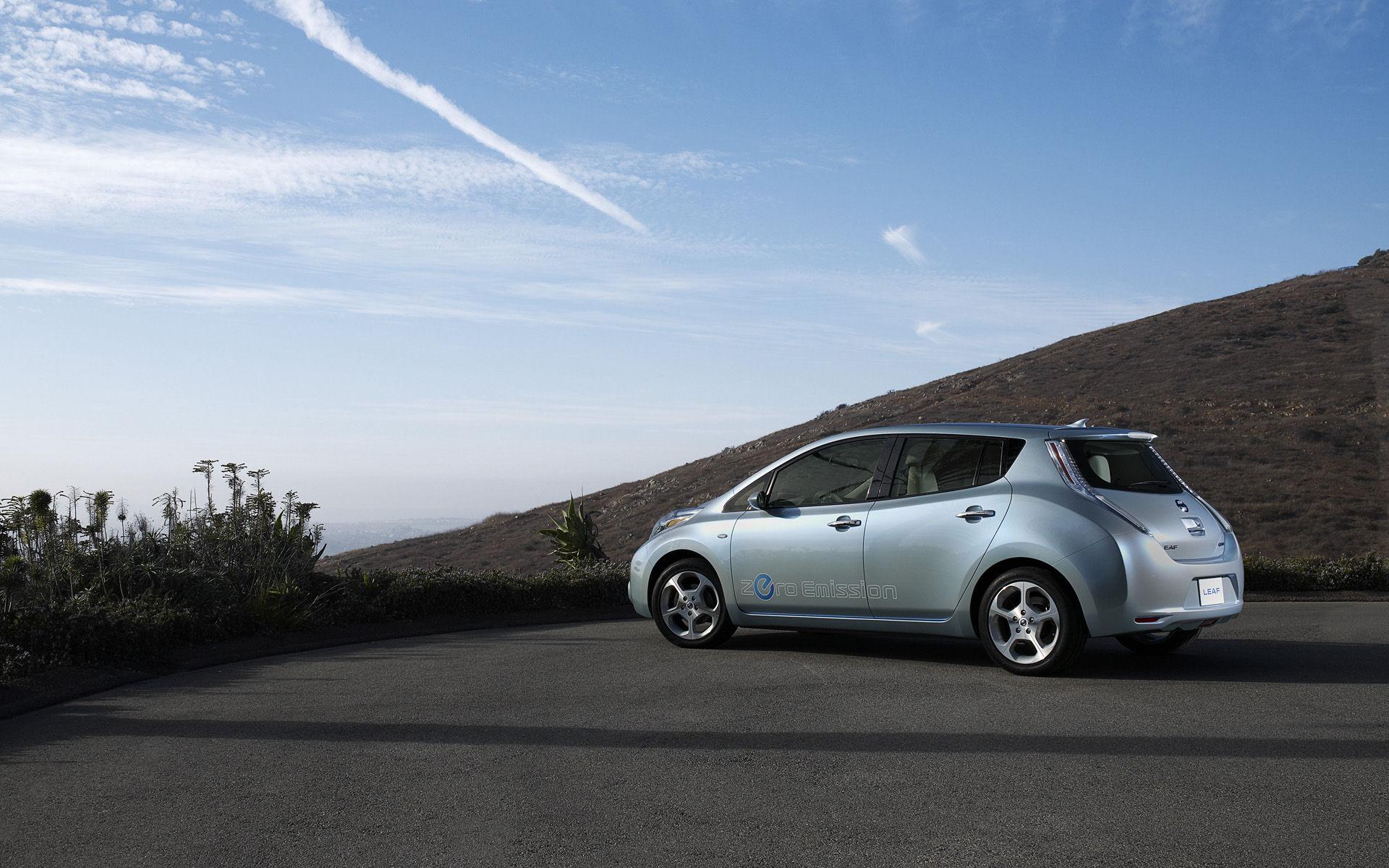 1920x1200 Free download Nissan Leaf wallpaper 330251 [1920x1200] for your Desktop, Mobile & Tablet. Explore Nissan Leaf Wallpaper. Autumn Leaf Background, Leaf Wallpaper, Fall Leaf Background