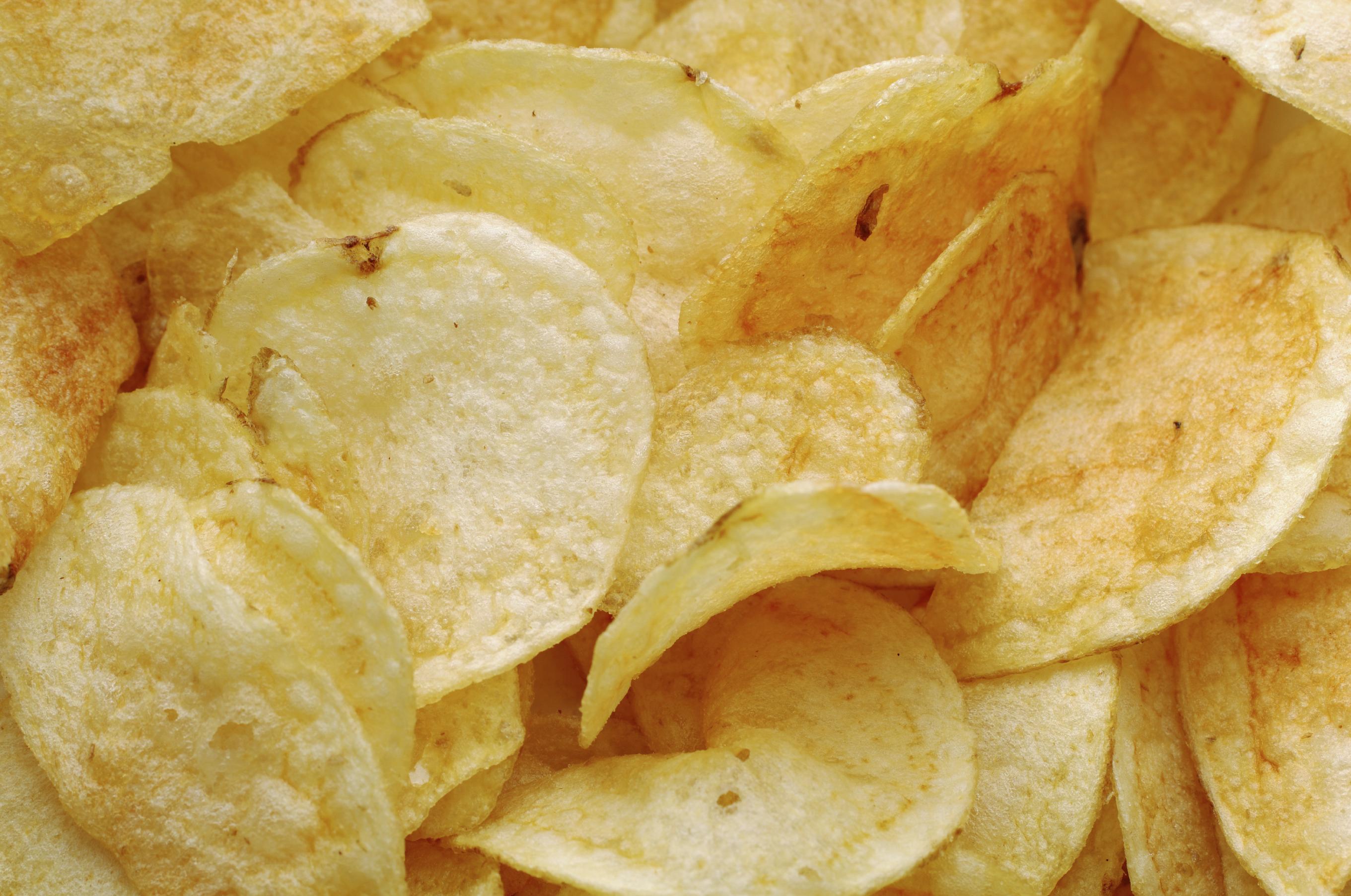 2721x1806 Potato Chips Wallpaper