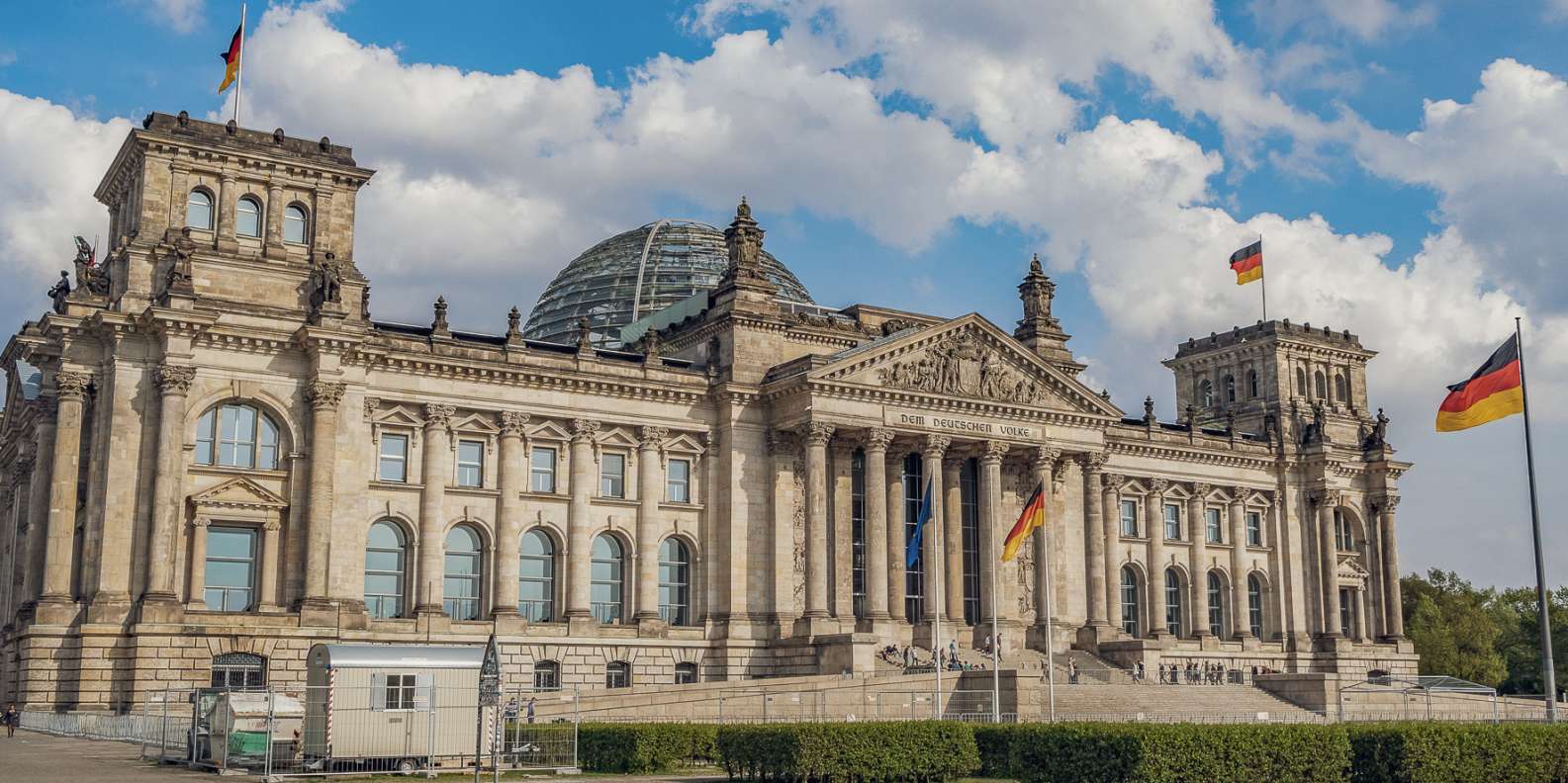 1585x792 Reichstag