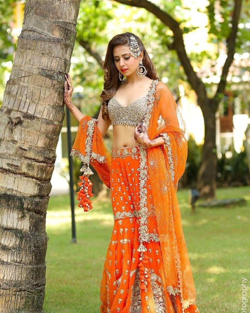960x1202 Picture Of Actress Sargun Mehta Looking Pretty