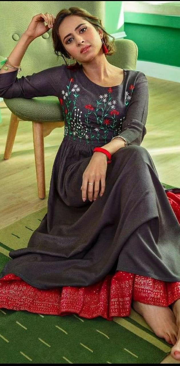 630x1280 sargun mehta wallpaper
