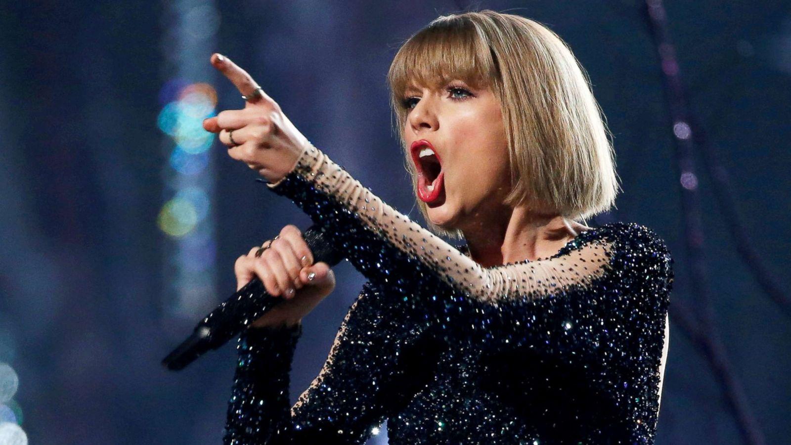 1600x900 Taylor Swift's 'Look What You Made Me Do': What you may not have noticed in the new video