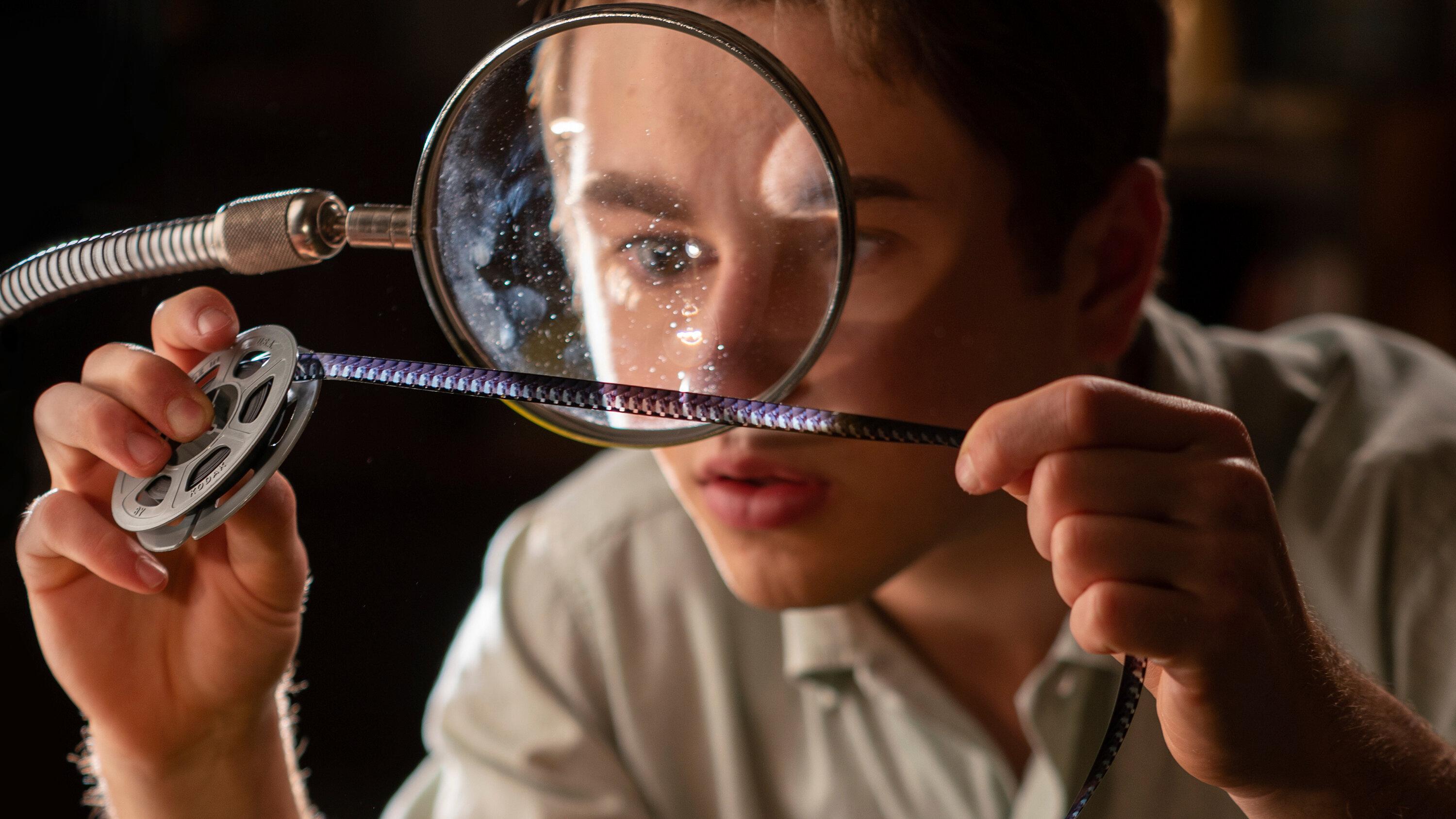 3000x1687 The Fabelmans' Review: Steven Spielberg Phones Home
