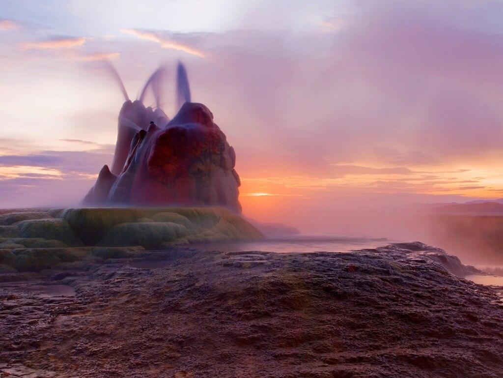 1024x769 Fly Geyser, Nevada