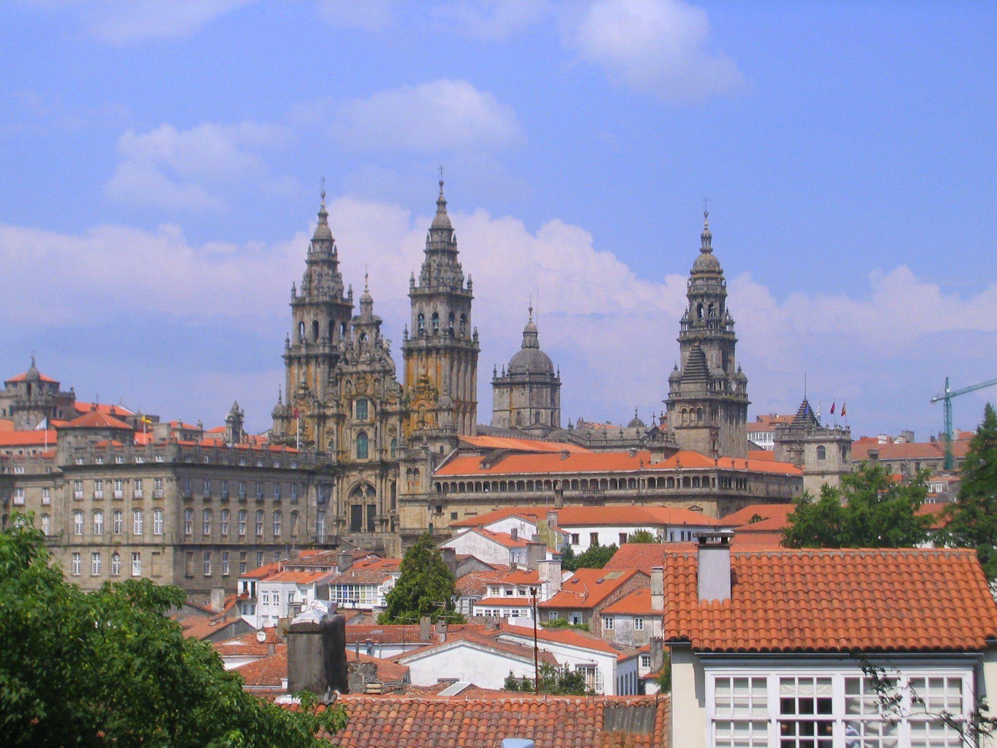 2048x1536 Best Things To Do in Santiago, Spain