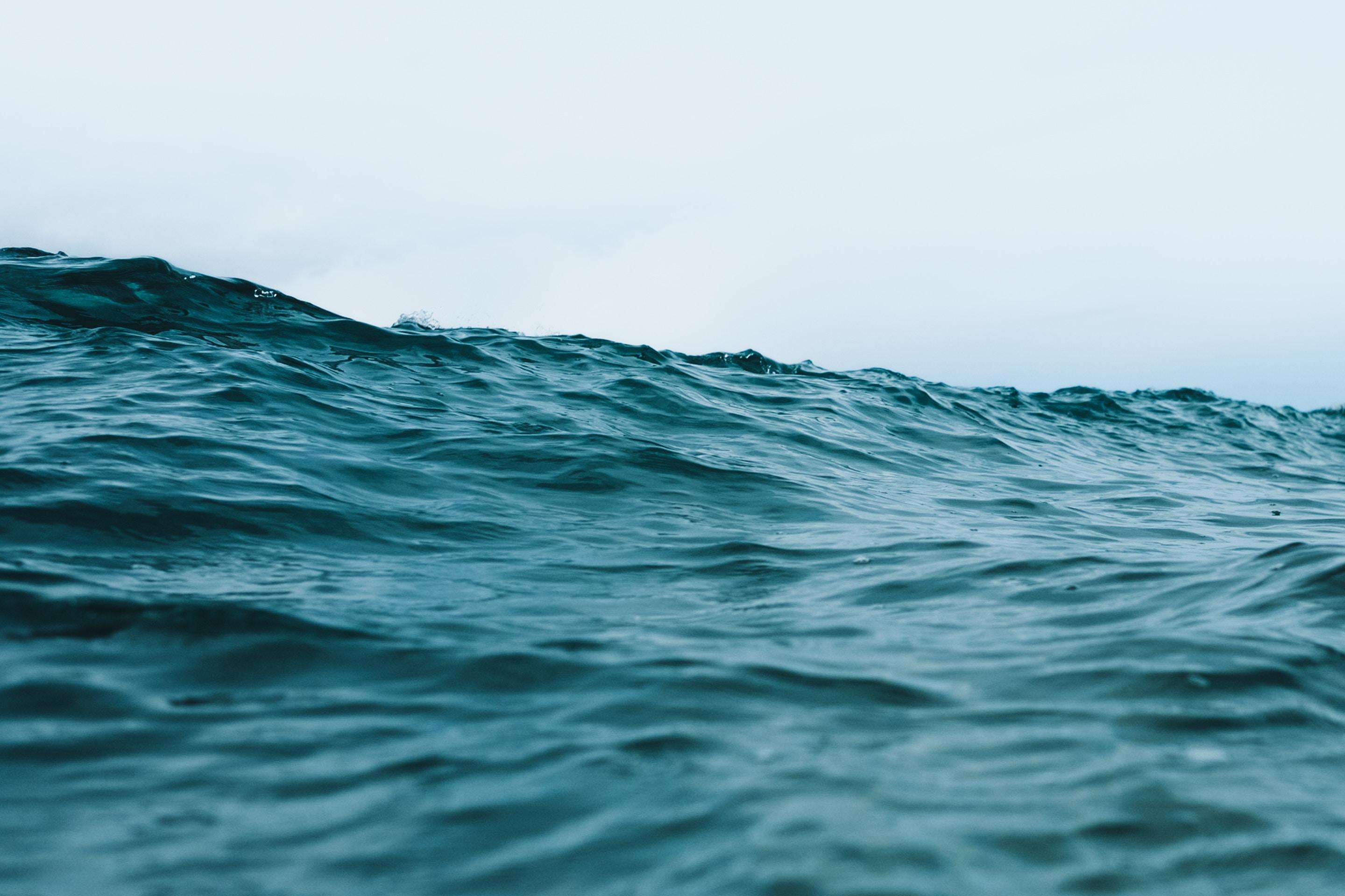 2880x1920 2880x1920 landscape, waves, ripple, sea, texture, deep water, sea water, horizon, surf, blue, ocean, open sea, wave, Free image, horizon line, water Gallery HD Wallpaper