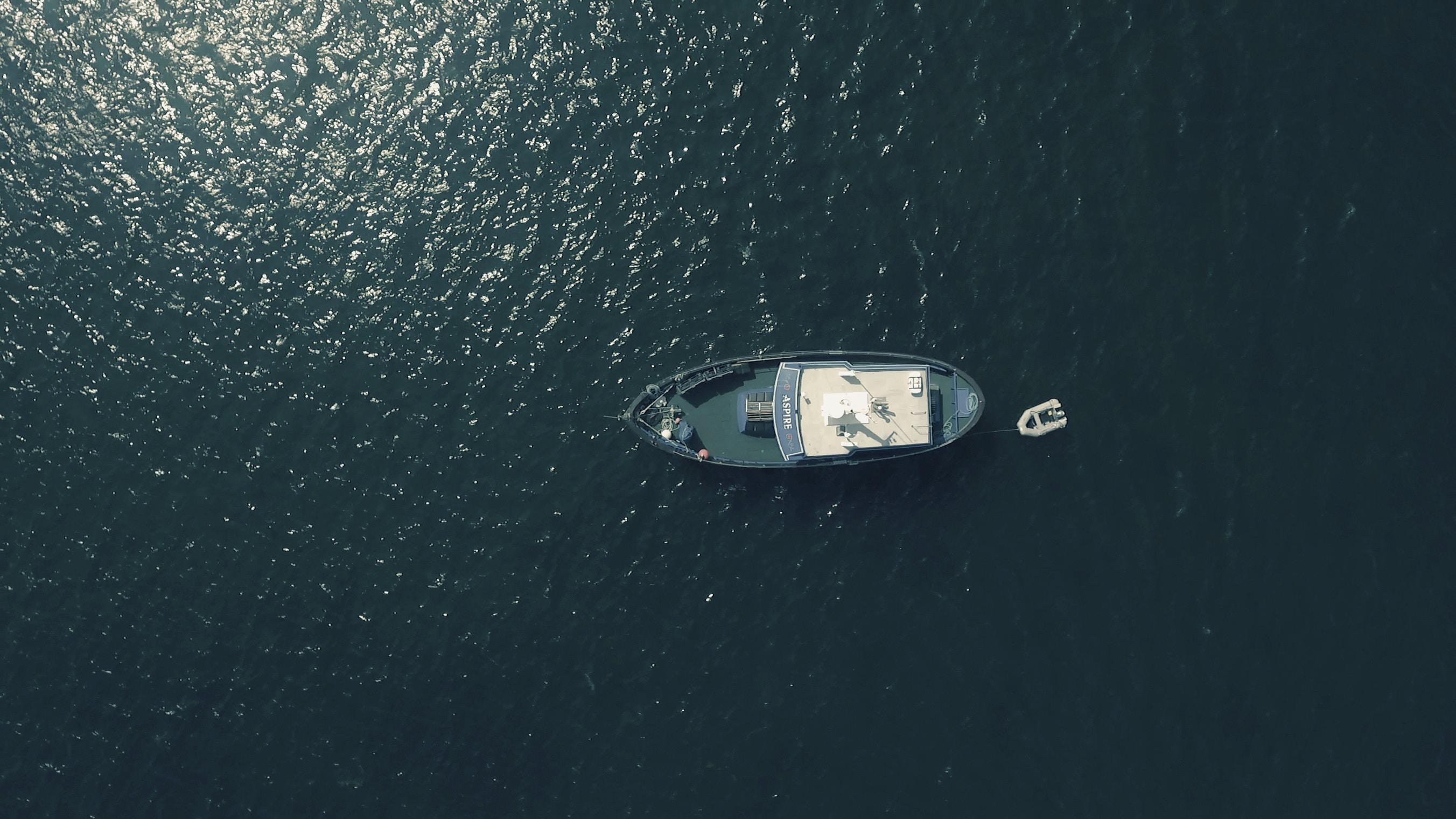 2704x1520 deep water HD wallpaper, background
