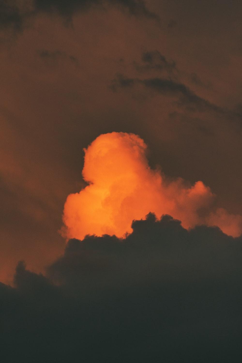 1000x1500 White clouds and blue sky photo