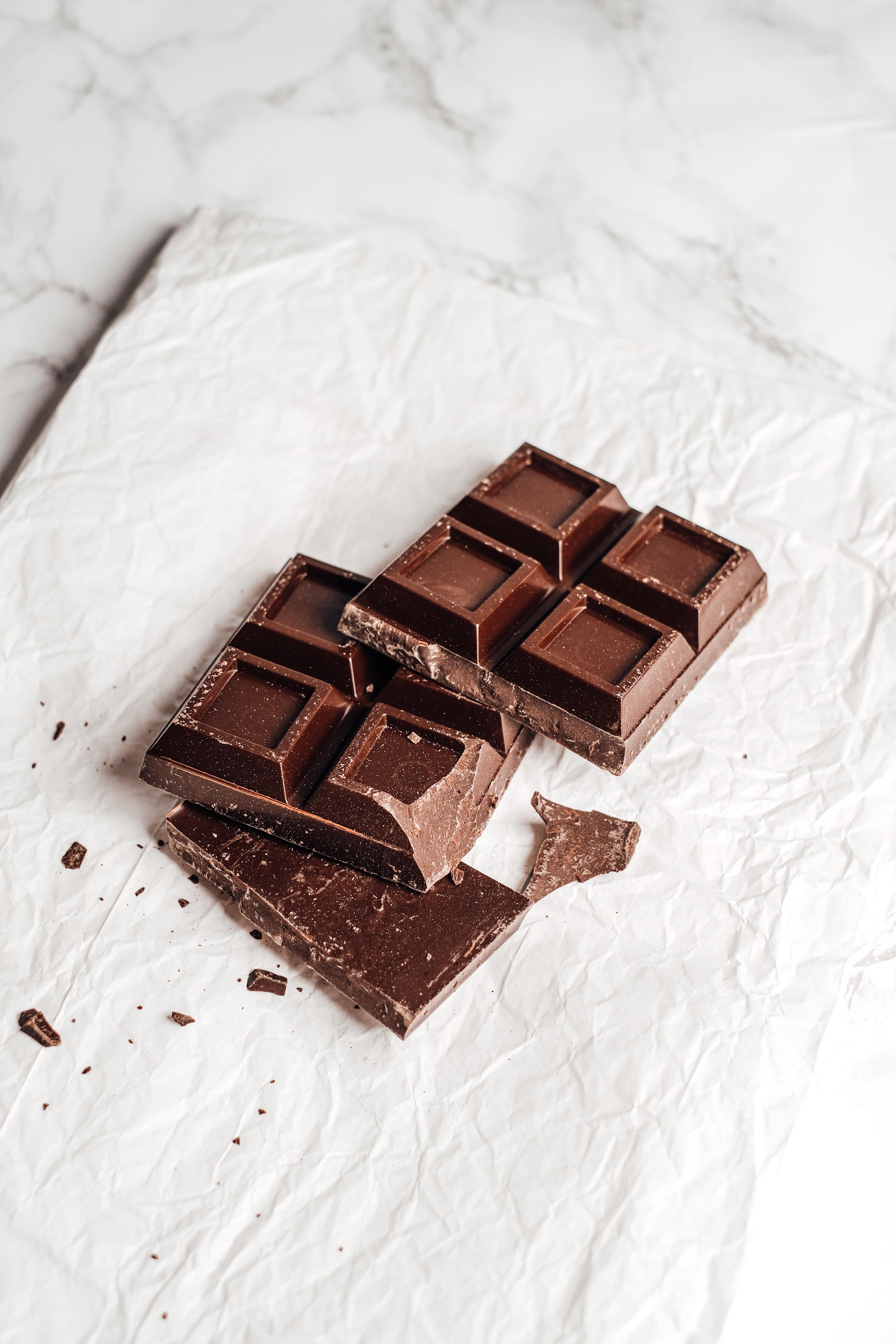 4160x6240 Chocolate Bar on White Paper · Free