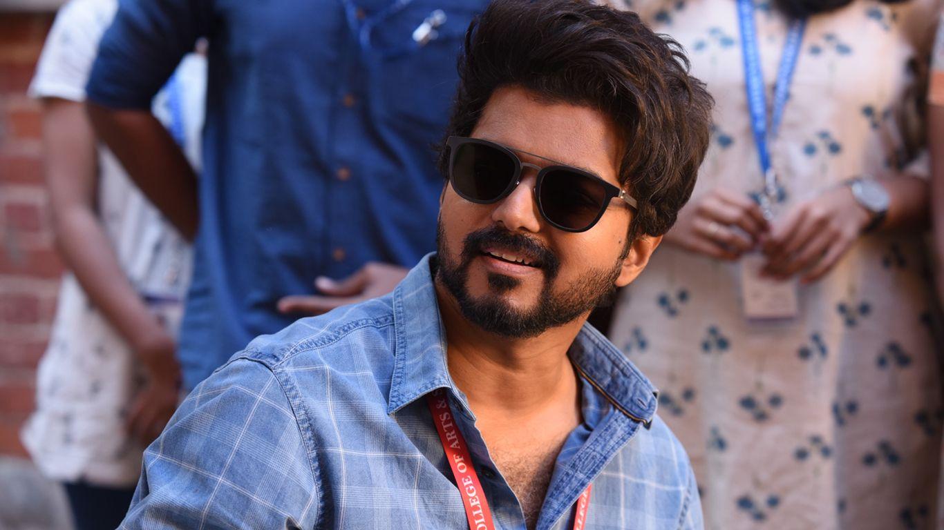 1366x768 Thalapathy Vijay Master Wallpaper