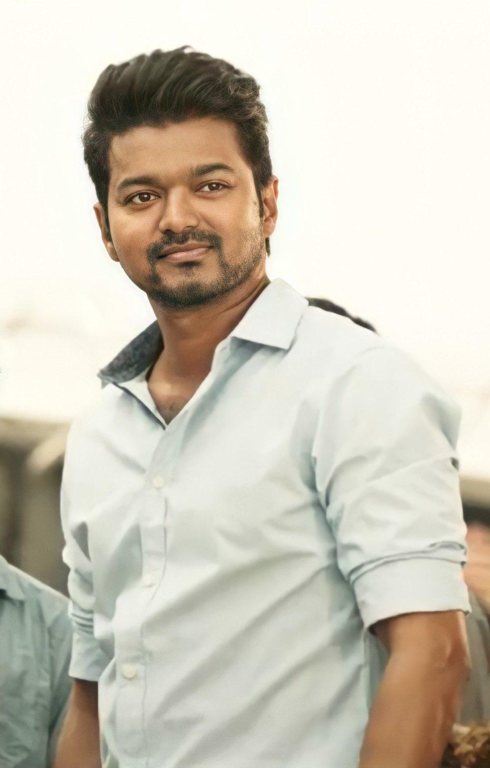 976x1528 ѕнєяℓσ¢к on X: Thalapathy Vijay♥️