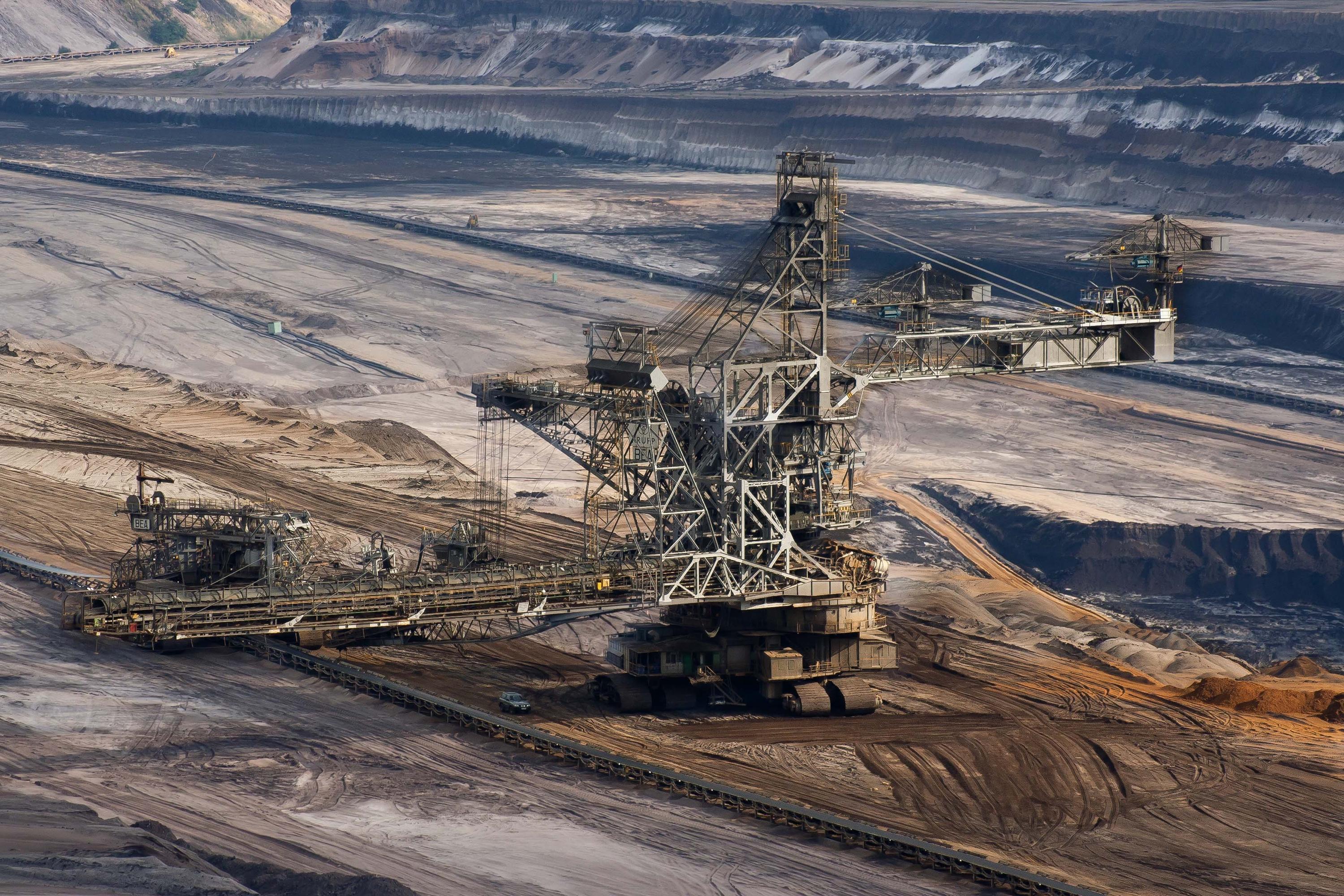 3000x2000 Mining HD Wallpaper and Background