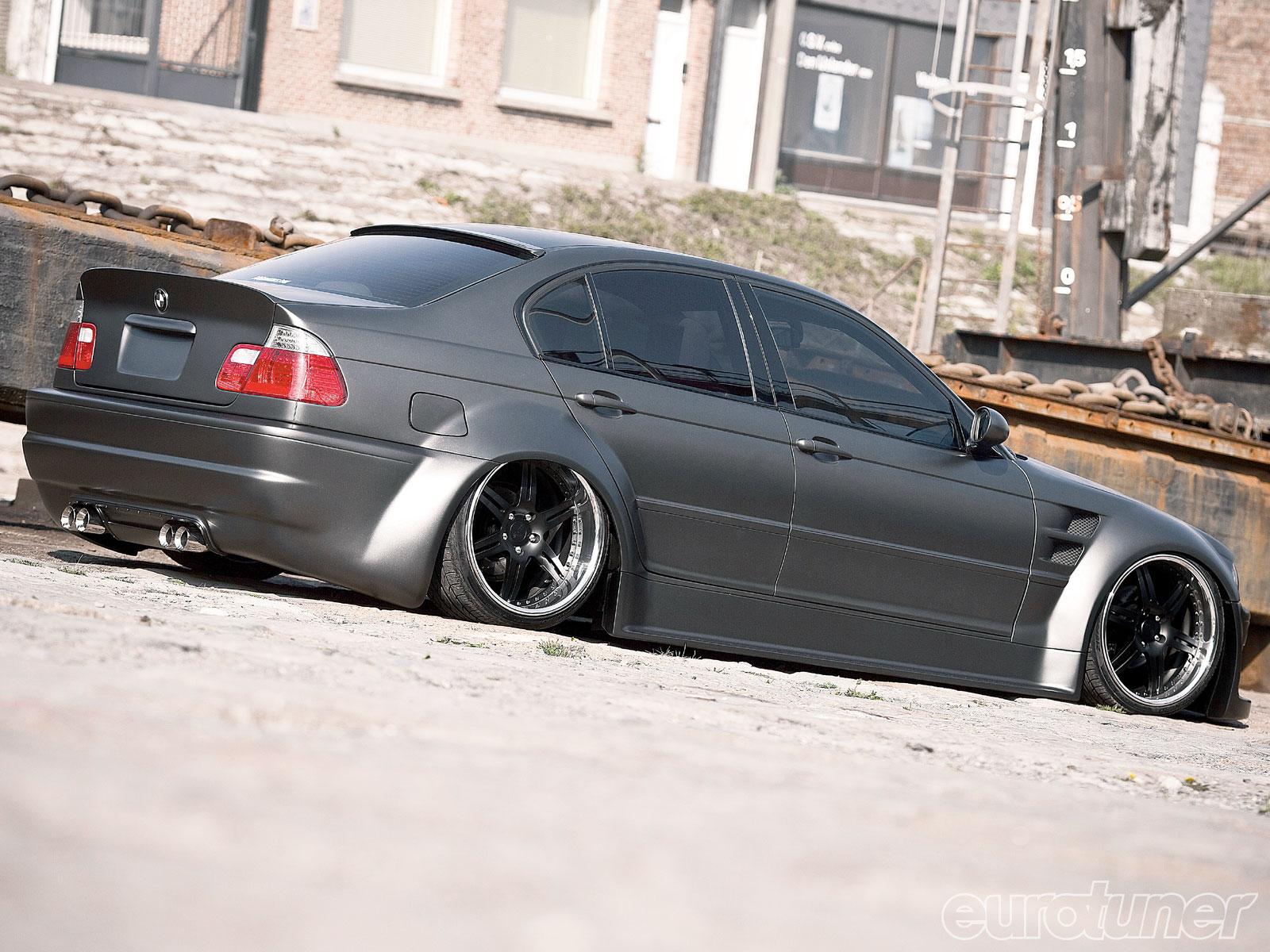 1600x1200 BMW 318i Wallpaper