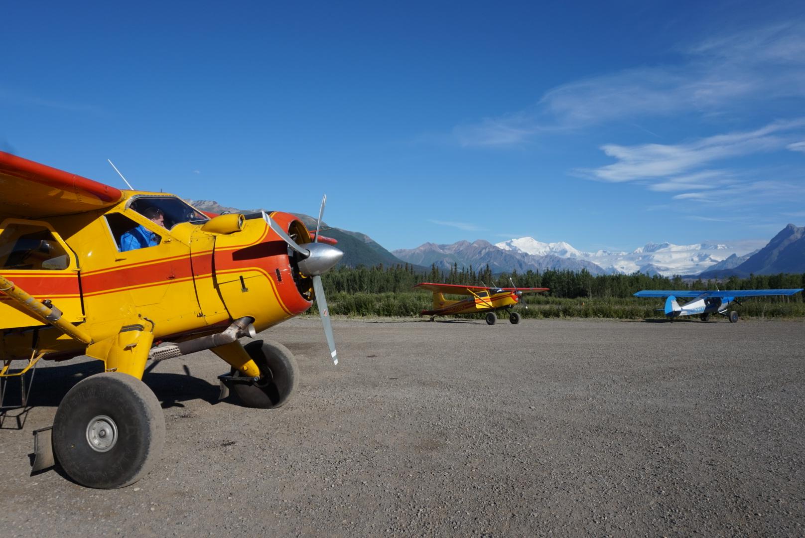 1616x1080 Adventure in Alaska through Bush Flying