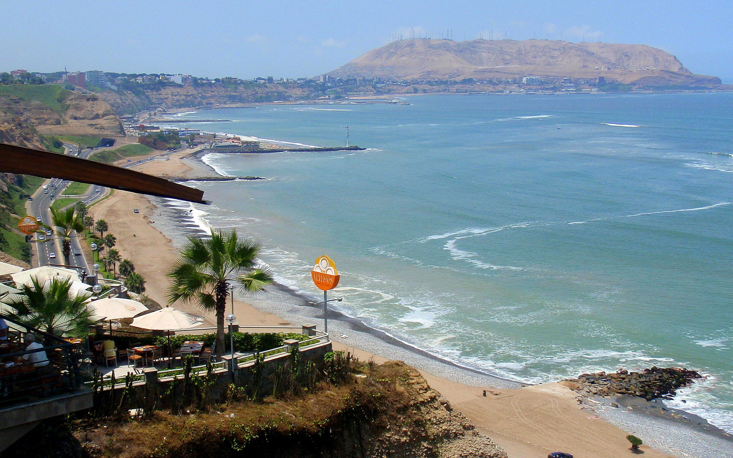 2560x1600 Beach in Lima peru Desktop wallpaper 2560x1600