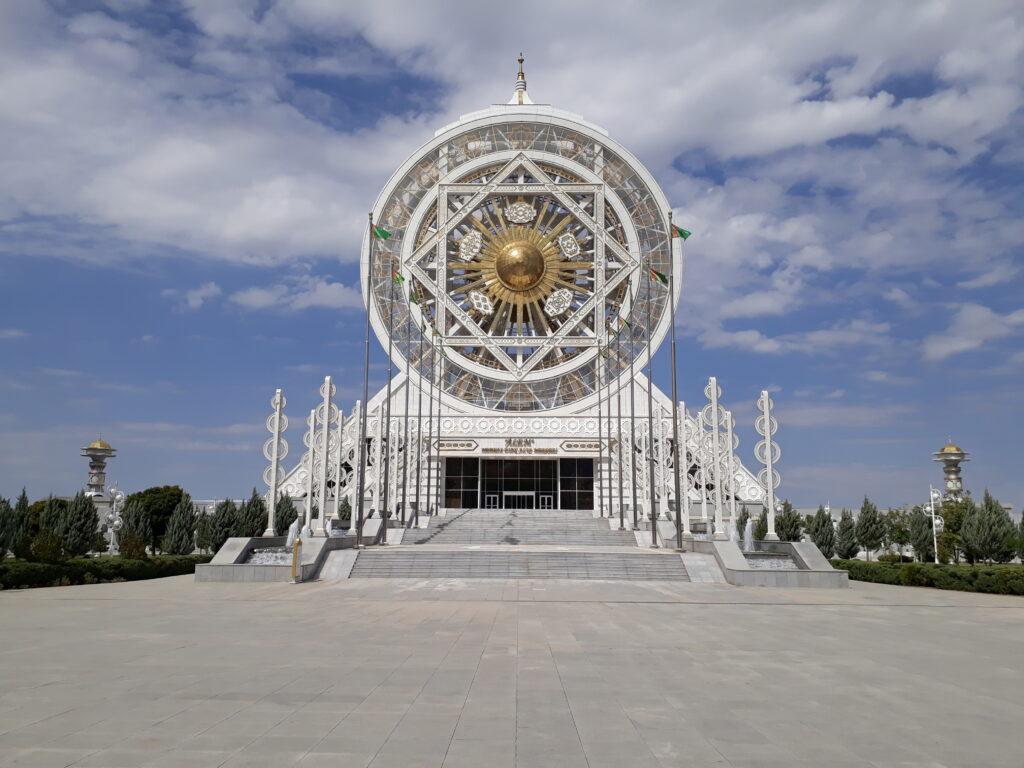 1024x768 Ashgabat capital of Turkmenistan and the World's Whitest City
