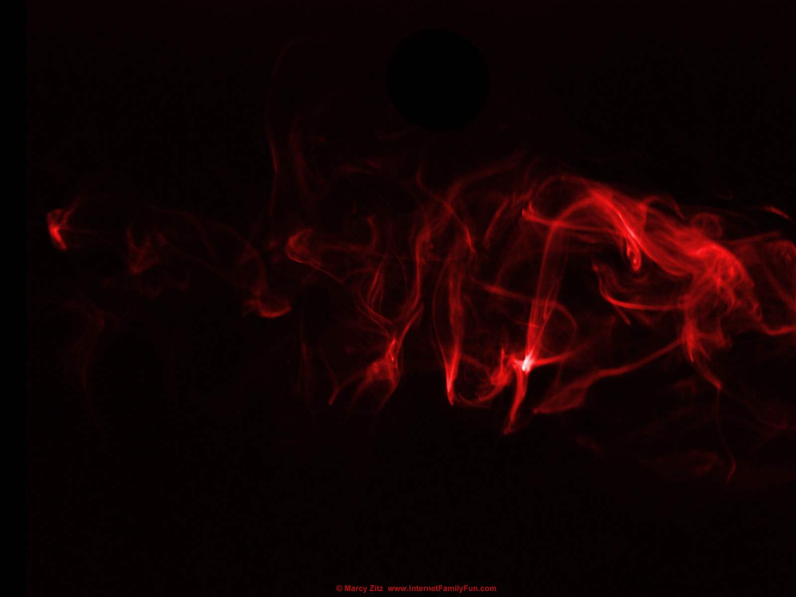 1600x1200 Red And Black Smoke Wallpaper