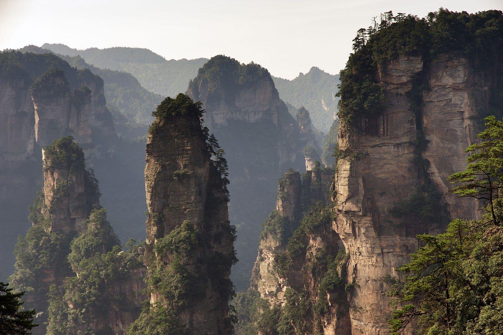 1600x1067 Wallpaper: Zhangjiajie National Park of China (Wulingyuan Scenic Area)