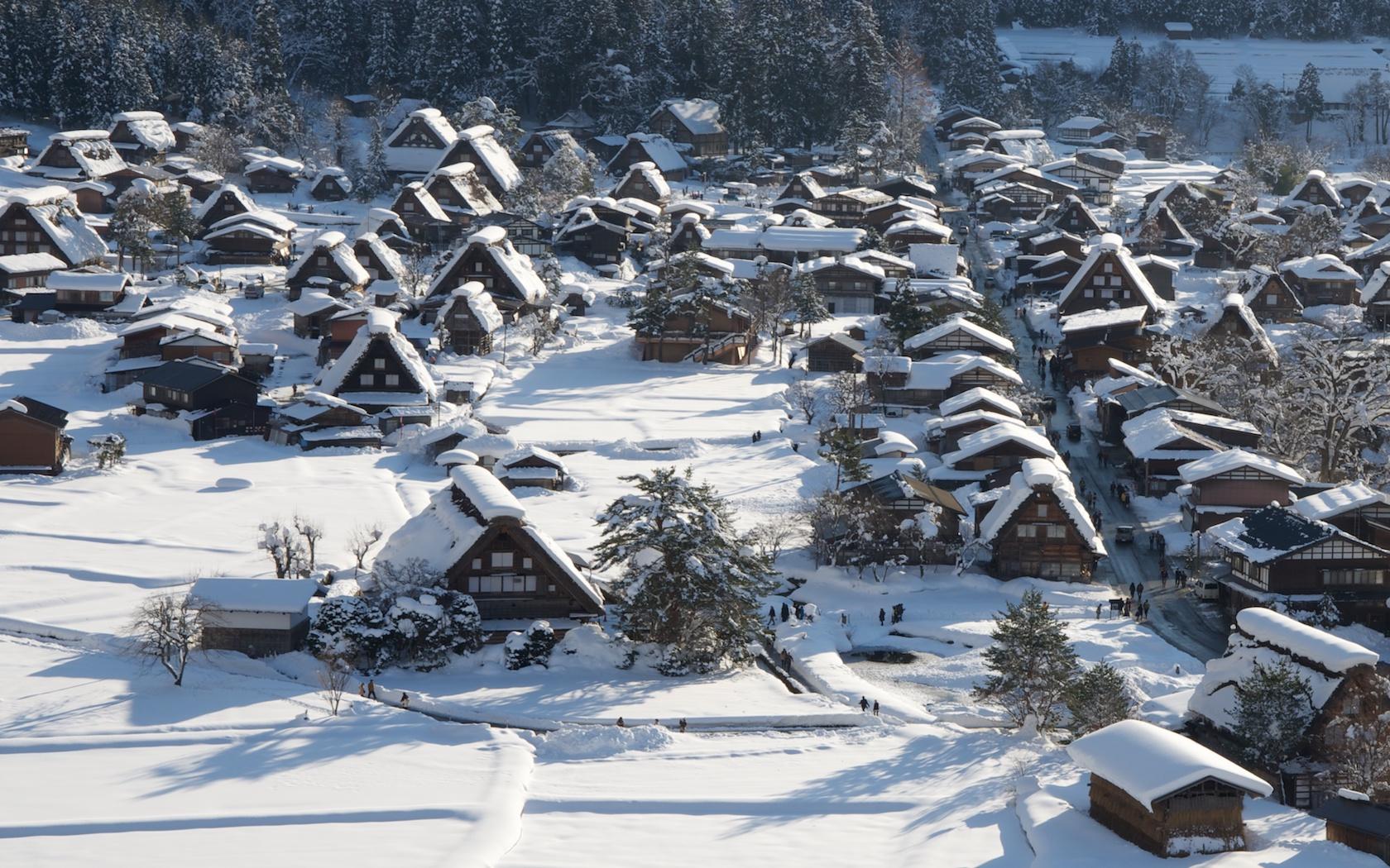 1680x1050 Shirakawa Go, Japan, Is One Of The Snowiest Places On The Planet