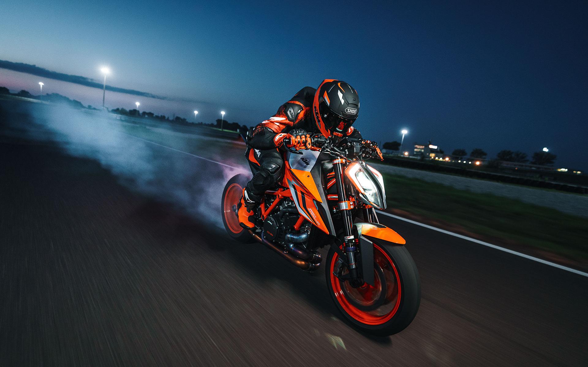 1920x1200 KTM 1290 SUPER DUKE R EVO BEAST, EVOLVED