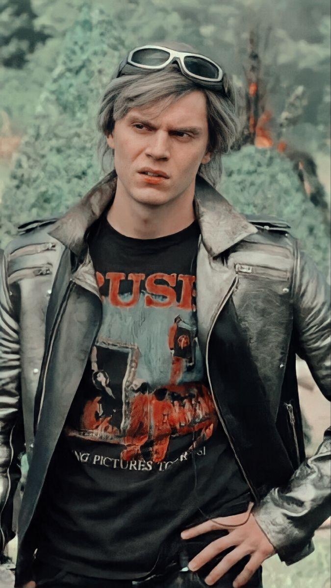 675x1200 Peter maximoff lockscreen/ wallpaper. Evan peters, Peter maximoff, Evan