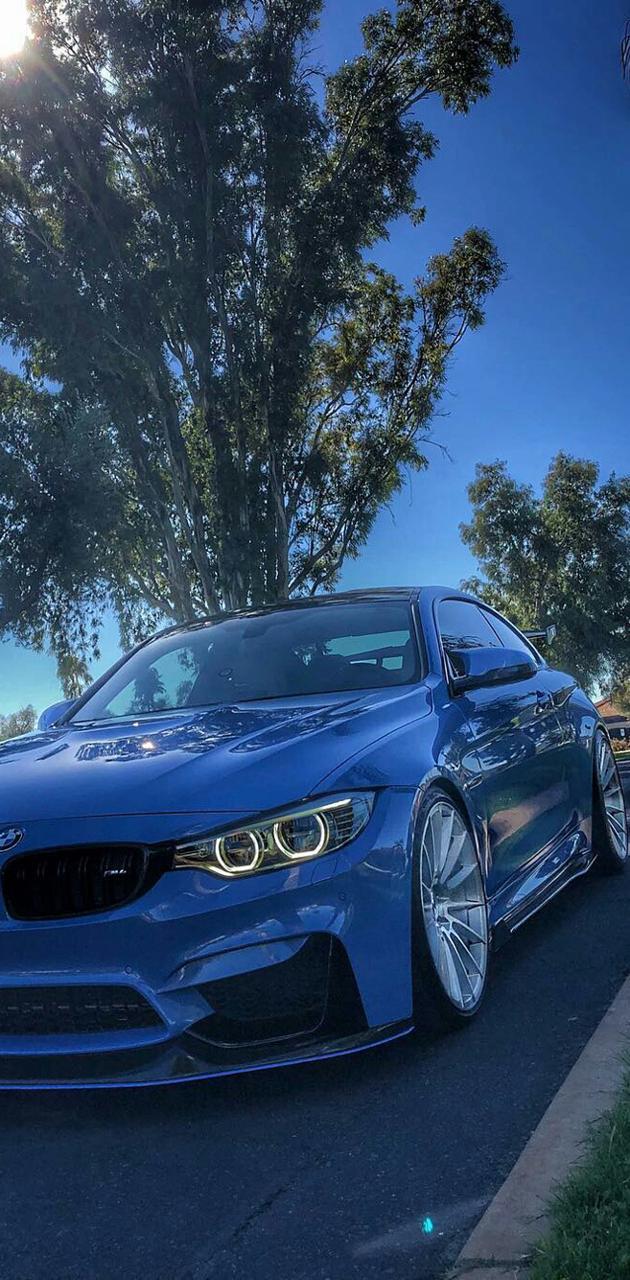 630x1280 BMW M4 wallpaper