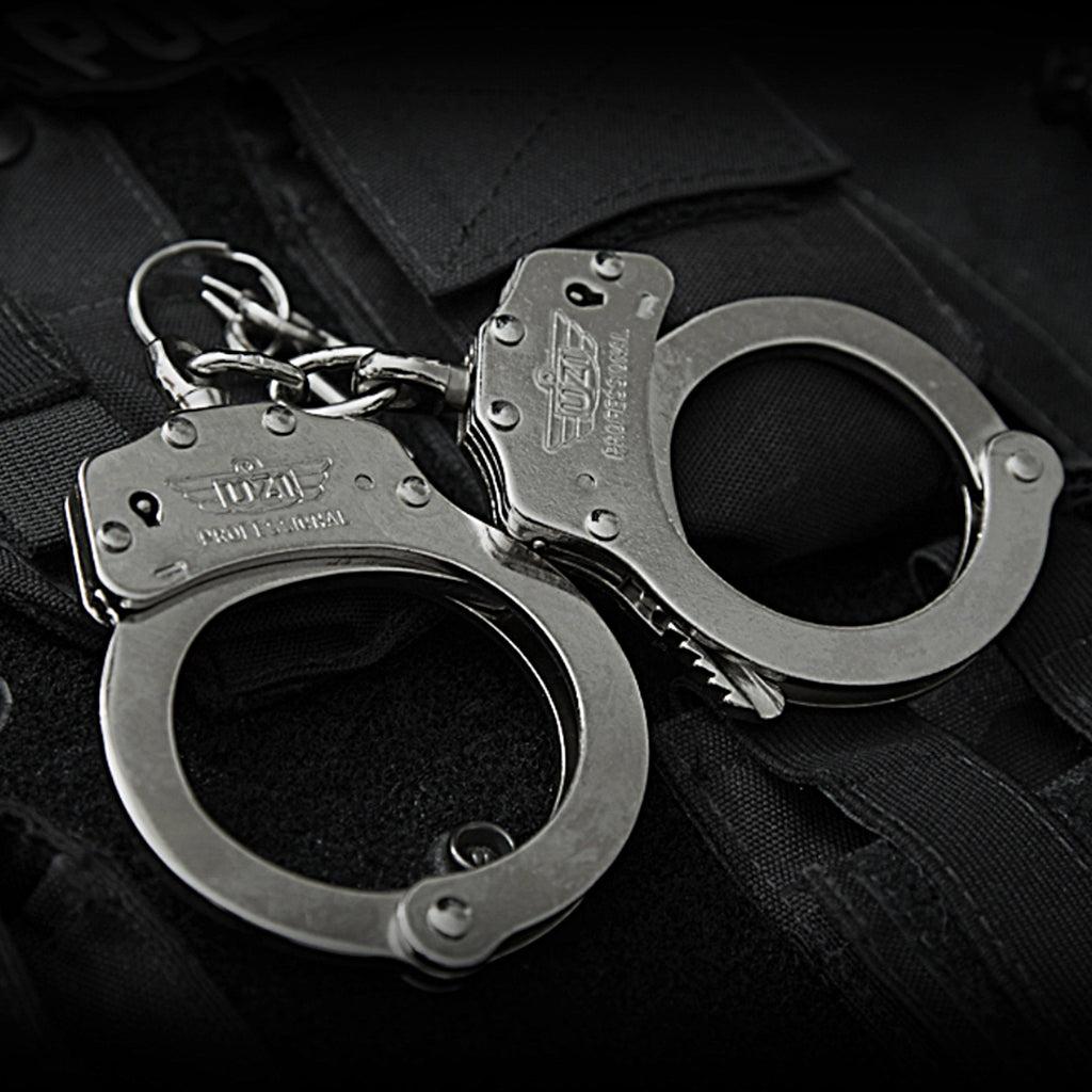 Handcuffs Wallpapers - Top Free Handcuffs Backgrounds - WallpaperAccess