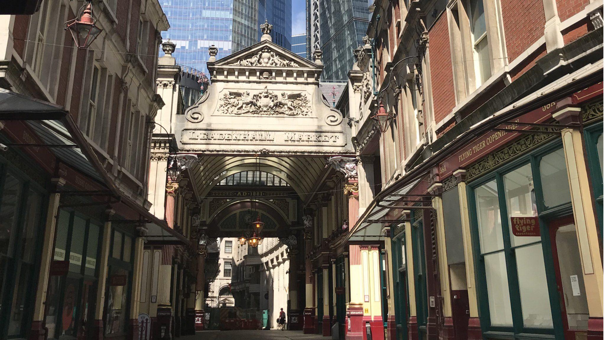 2048x1152 Coronavirus: Pret A Manger plans rent talks in bid to avoid closures