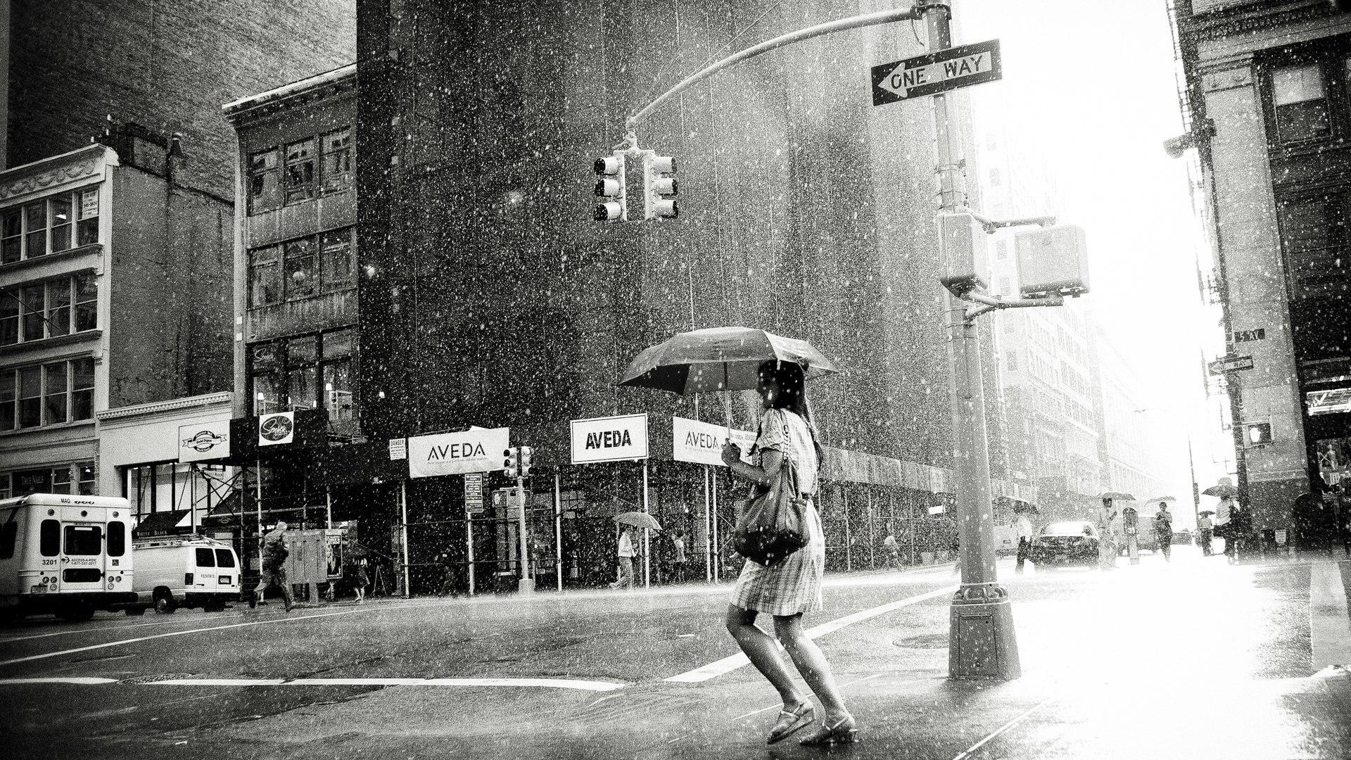 1920x1080 Rain on 5th Avenue. New York Desktop wallpaper 1600x900