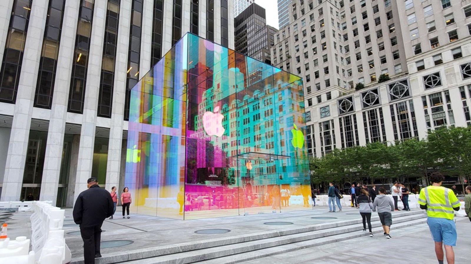 1600x900 Fifth Avenue Glass Cube Gets Temporary Rainbow Look to Celebrate Reopening