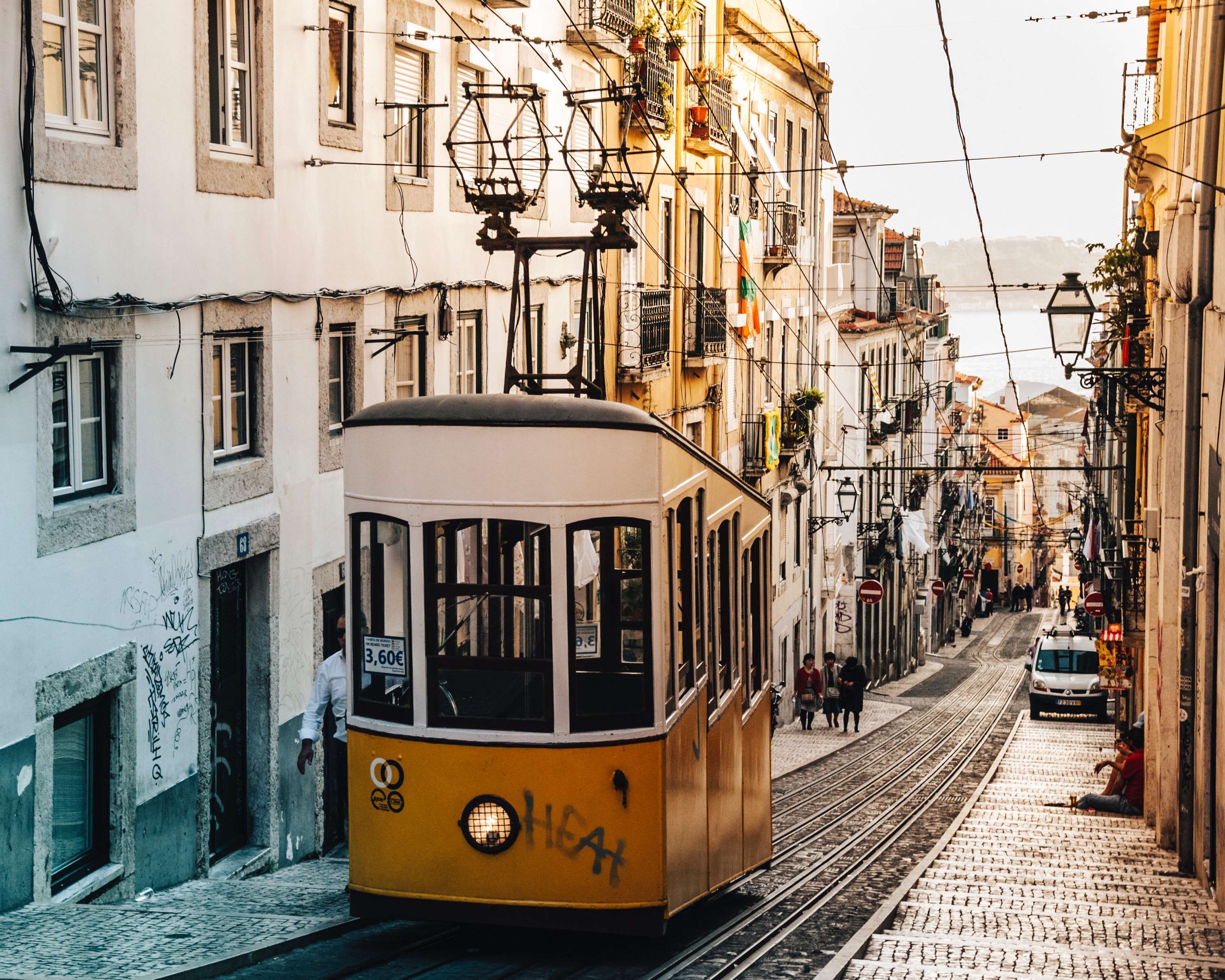 3002x2402 trolley HD wallpaper, background