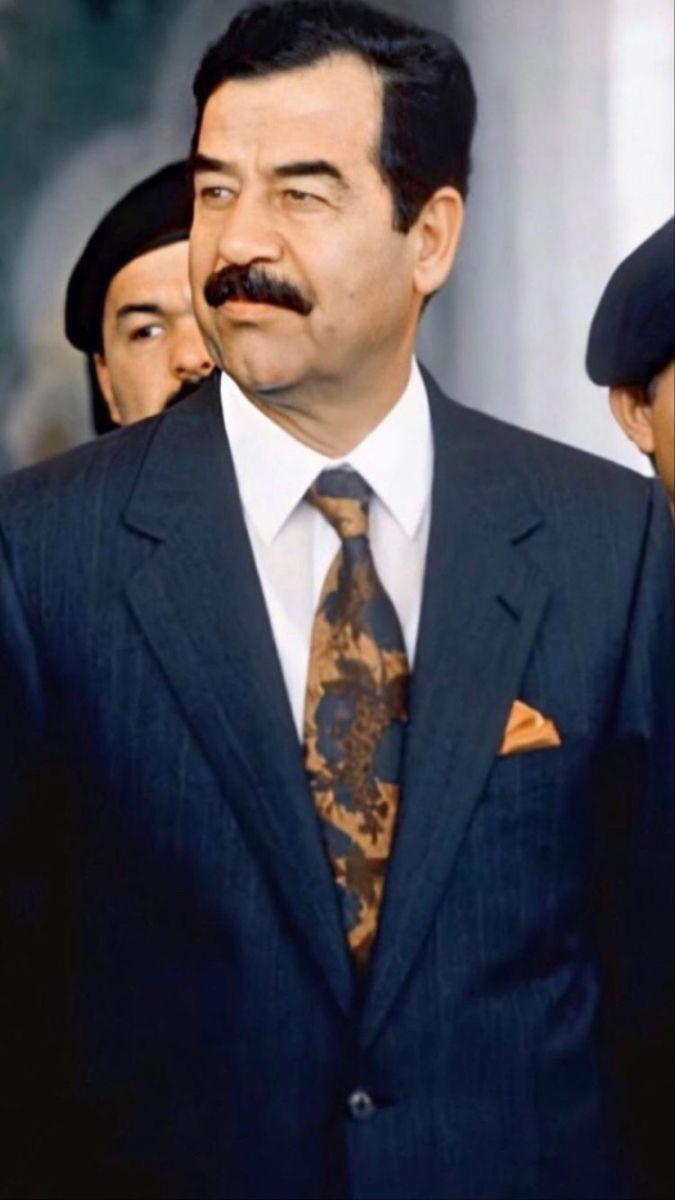 Saddam ducks questions during cross-examination