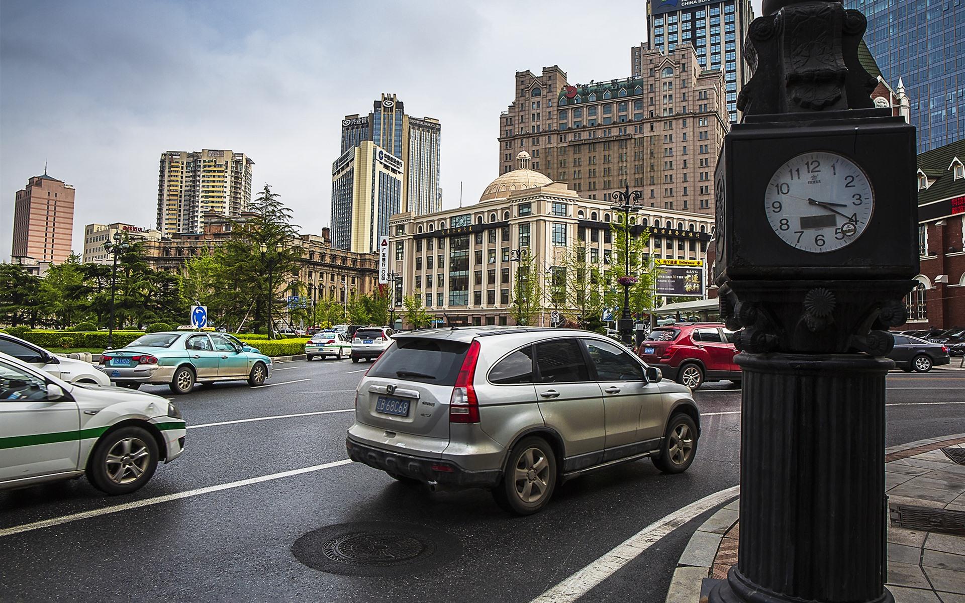 1920x1200 Wallpaper Dalian, city, street, road, cars, China 1920x1200 HD Picture, Image