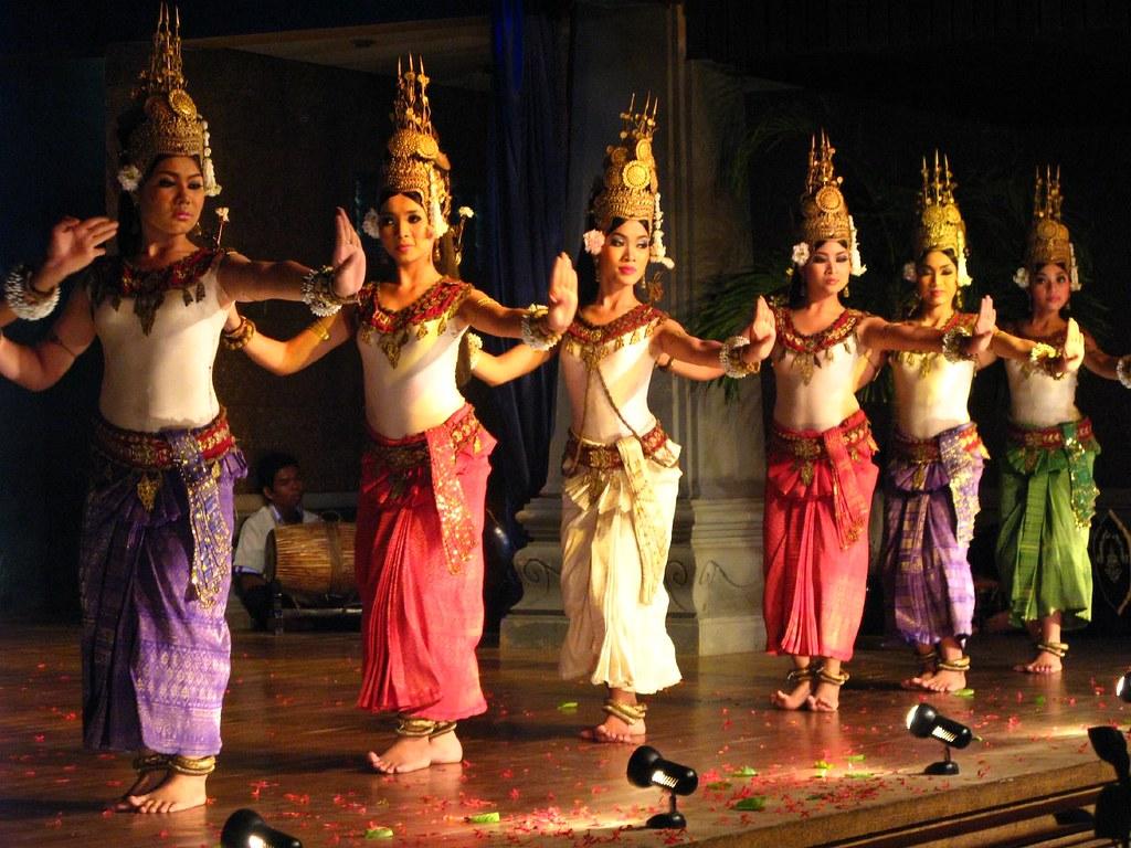 1024x768 Apsara Dance. The first night in Siem Reap, we went for a c