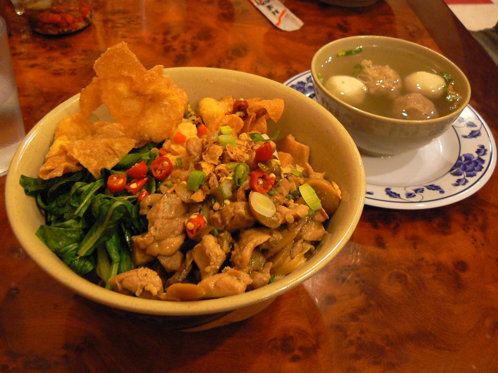1024x768 Mie Ayam Komplit