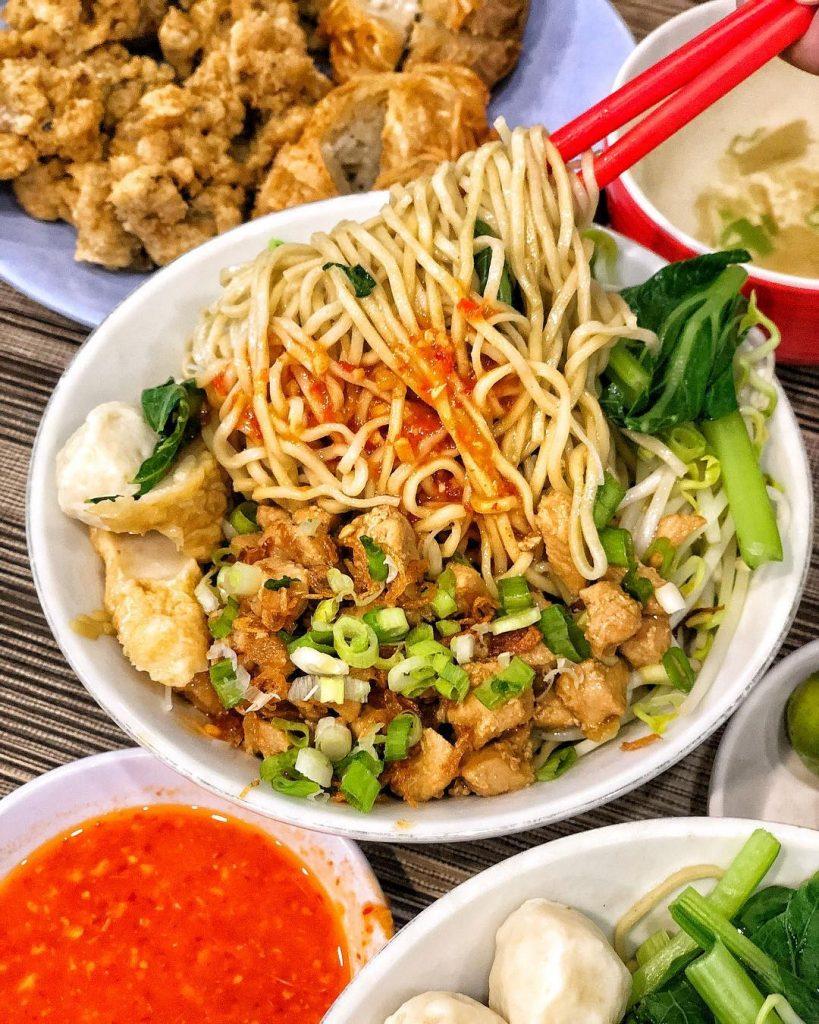 819x1024 Spot Mie Bangka Murah dan Halal di Jakarta, Pilihan Makan Kenyang dan Aman di Ibu Kota